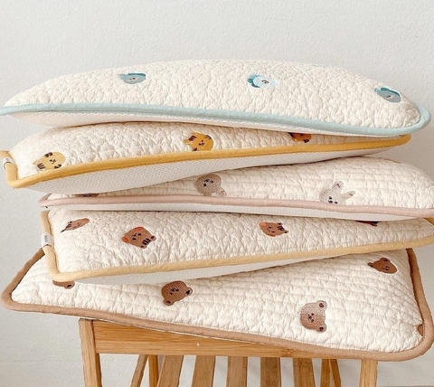 DOT TO DOT - GỐI ĐIỀU HÒA 25*45