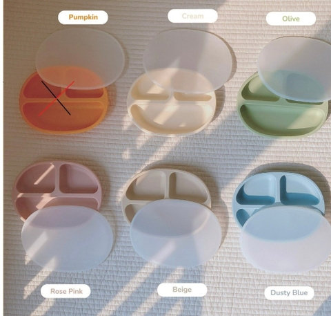 BARROT - KHAY SILICONE BÍ NGÔ KÈM NẮP