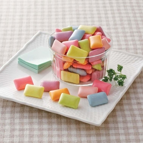LOTTE - 5Y+KẸO CAO SU SINGUM XYLITOL MIX VỊ TRÁI CÂY