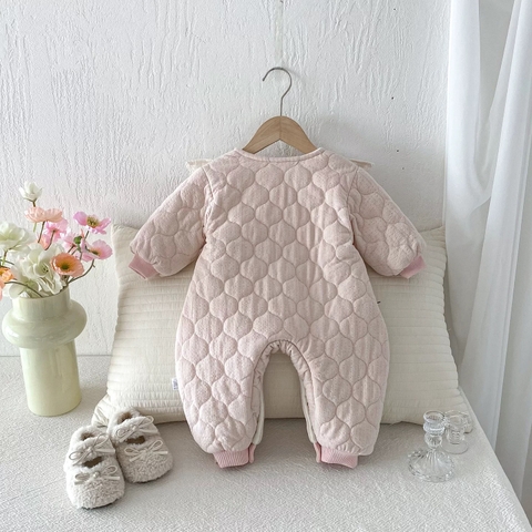 JS - Body hồng nỉ trám nỉ trám  hoạ tiết thêu thỏ ngực ren bèo(66-80)