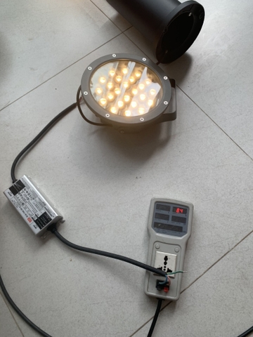 Đèn LED Chiếu Cây 24W 24V