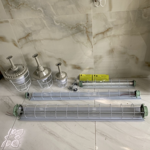 Máng chống nổ đôi 1,2m Led tuyp gắn trần 2x18W EXII BT06