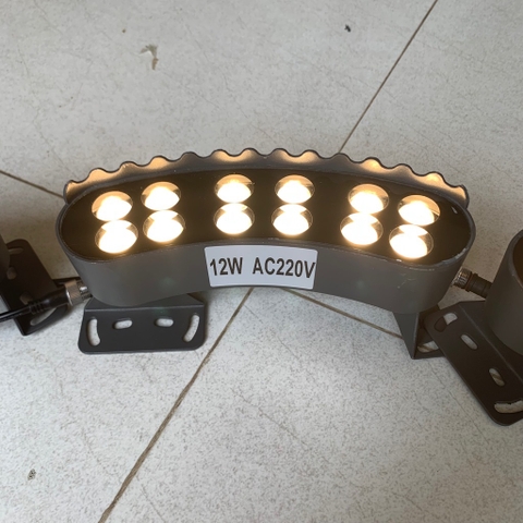 Đèn LED Chiếu Sáng Cây Xanh - Ôm Gốc Cây - Cảnh Quan Sân Vườn - Lắp theo Module 9w 12w Ánh sáng 3000K