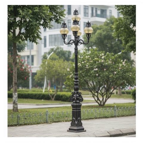 Cột Đèn Sân Vườn Thân Đúc Cổ Điển - Tay Chùm 5 Bóng Hoa Văn Tinh Xảo | ZSV-GLP Z27
