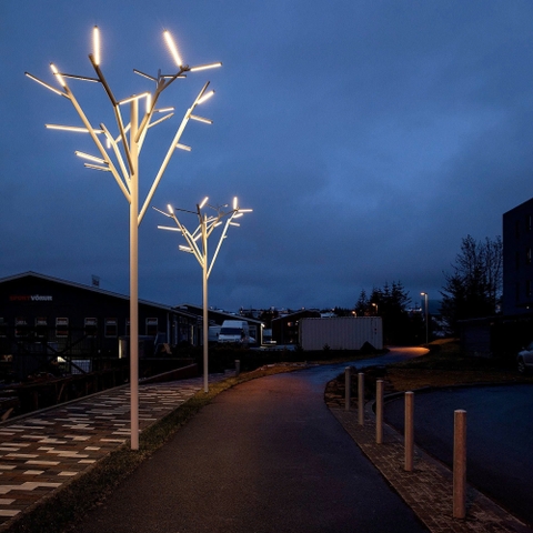 Cột Đèn Trang Trí Sân Vườn Mô Phỏng Cây Nhiều Cành Phát Sáng Cao 5M ZCV ZALAA LED Tree Lights