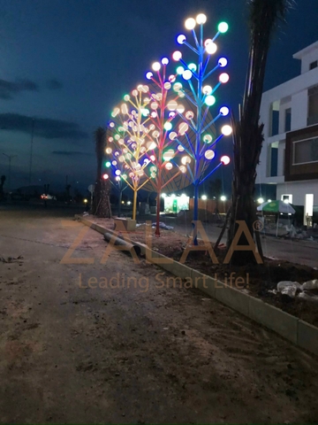 Cột đèn trang trí cao 5m nhiều bóng led kiểu dáng cây thông