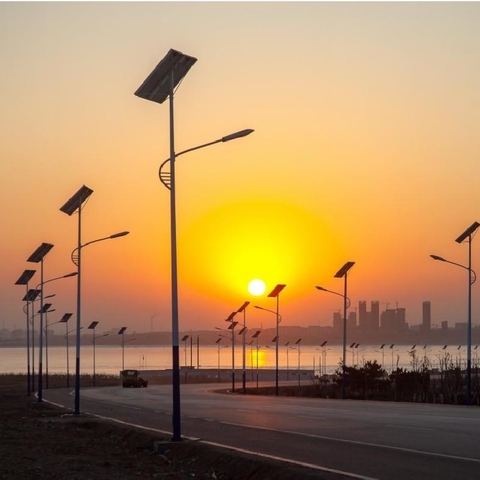 Đèn LED Năng Lượng Mặt Trời kết hợp Điện Lưới AC220V cấp cho Dự Án Chiếu Sáng