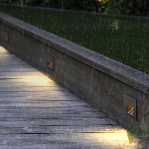 Đèn LED Âm Cầu Thang Mặt Nồi Vuông - Dẫn Đường Đi Nội Thất