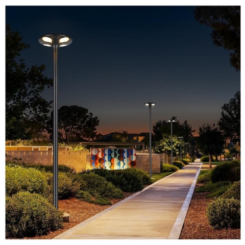 Cột Đèn Trang Trí Cảnh Quan Sân sử dụng Năng Lượng Mặt Trời chiếu sáng