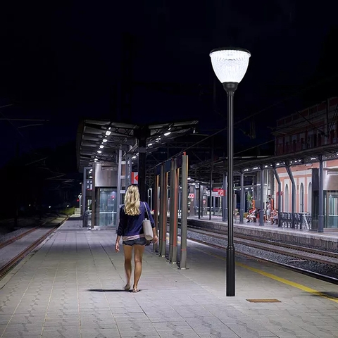 Đèn Đường Cảnh Quan Sân Vườn Công Viên Năng Lượng Mặt Trời ZG-GGD1105 28W ZALAA cho cột cao 3-5m