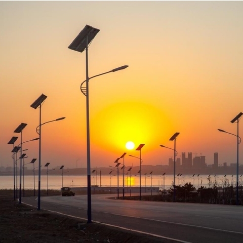 Cột Đèn Đường Cao Áp Năng Lượng Mặt Trời ZCD-CD01 Cần Đèn Đơn 1 tấm Pin Solar Panel