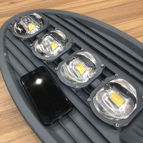 Đèn đường lá led bảo hành 2 năm ZALAA