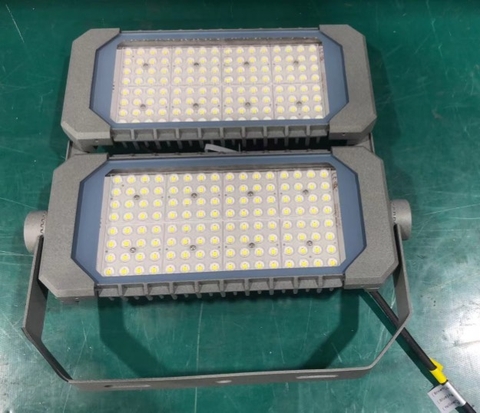 Đèn Pha LED ZGG-FDL005 ZALAA Chiếu Sáng Sân Pickleball, Tennis, Padel, Cầu Lông