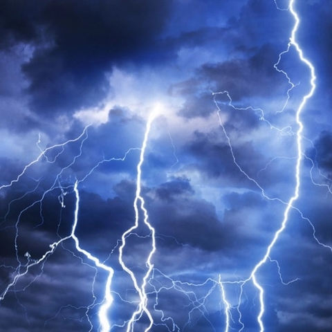 Thiết Bị Chống Sét Cho Đèn LED - Báo giá linh kiện lắp ráp thiết bị chiếu sáng