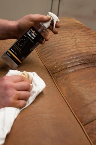 Dung dịch xử lý sạch bề mặt ghế da - Alcohol Cleaner