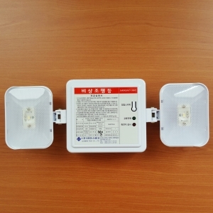 Đèn chiếu sáng sự cố hàn quốc Leaders Tech 17-7