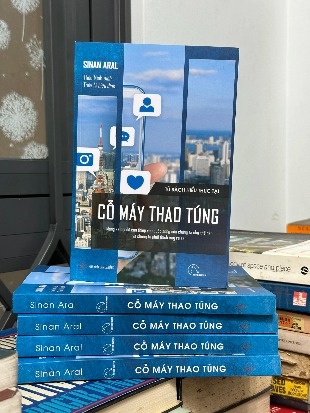 Sách Cỗ Máy Thao Túng - Sinan Aral