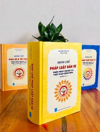 Bộ Sách Định Chế Pháp Luật Dân Sự và Tố Tụng Thời Pháp Thuộc và Việt Nam Cộng Hòa (Bìa Cứng) - Bộ 3 Quyển