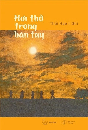 Sách Hơi thở trong bàn tay - Thái Hạo