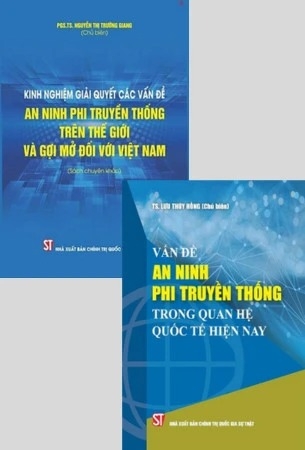 Combo (2 cuốn sách) Kinh nghiệm giải quyết các vấn đề an ninh phi truyền thống - Vấn đề an ninh phi truyền thống trong quan hệ quốc tế hiện nay