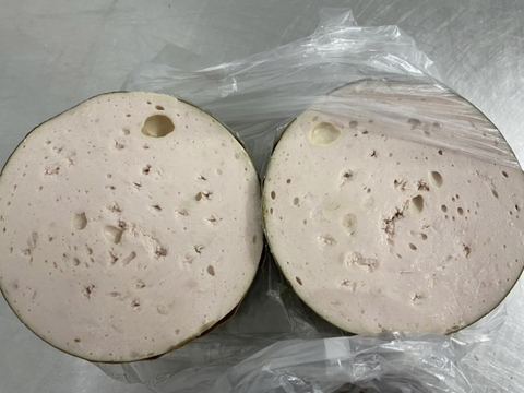 Làm sao để sản xuất xúc xích, giò, chả, chả viên không bị bở khô ?