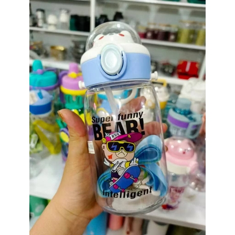 Bình nước có ống hút
