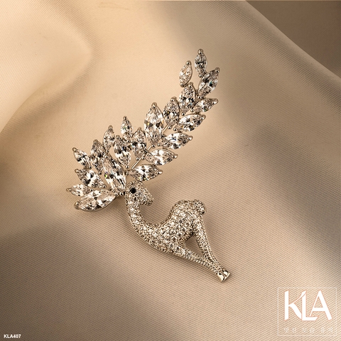 Trâm Cài Áo Cao Cấp KLA Luxury Gifts KLA407 Hình Con Hươu Đính Đá Moissanite Lấp Lánh