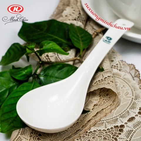 Thìa và Muôi Sứ Minh Châu Trắng Trơn Cao Cấp