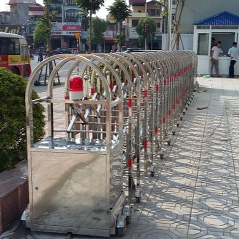 Cổng điện inox
