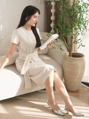 ĐẦM CỘT EO MÀU CÁT TRẮNG
