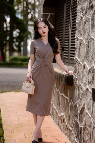 ĐẦM XOẮN EO CHE BỤNG