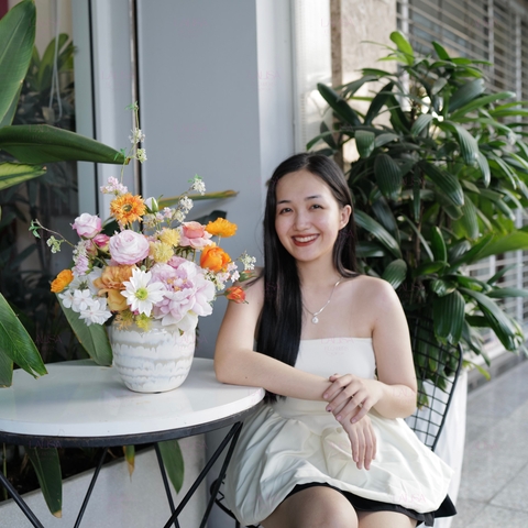 🌸 𝐇𝐎𝐀 𝐋𝐔̣𝐀 𝐂𝐀𝐎 𝐂𝐀̂́𝐏 – 𝐋𝐔̛̣𝐀 𝐂𝐇𝐎̣𝐍 𝐂𝐔̉𝐀 𝐍𝐇𝐔̛̃𝐍𝐆 𝐍𝐆𝐔̛𝐎̛̀𝐈 𝐘𝐄̂𝐔 𝐂𝐀́𝐈 Đ𝐄̣𝐏 𝐁𝐄̂̀𝐍 𝐕𝐔̛̃𝐍𝐆 🌸