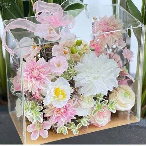 🎁 HOA LỤA & QUÀ TẶNG – SỰ KẾT HỢP TINH TẾ CHO MỌI DỊP