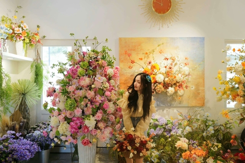 Vì sao ngày càng nhiều người chọn hoa lụa thay vì hoa tươi?