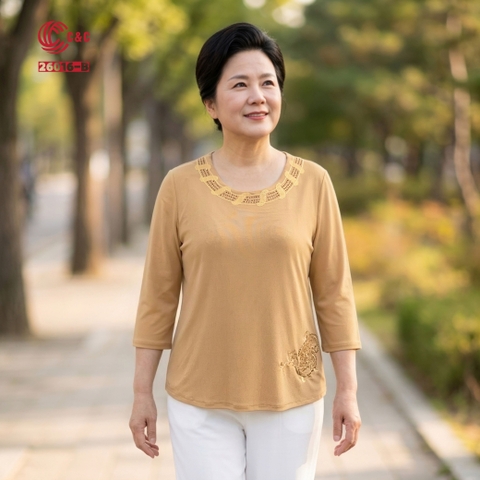 26016 - Áo Kiểu Tay Lỡ Thêu Vòng Cổ Đính Đá Pha Lê Thanh Lịch