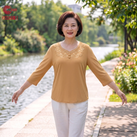 26021 - Áo Kiểu Tay Lỡ Cổ Tim Thêu Hoa Văn Đính Đá Thanh Lịch