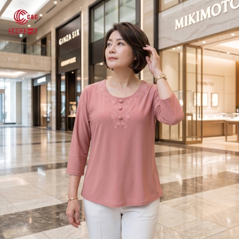 26022 - Áo Cổ Tròn Tay Lỡ Thêu Đại Hoa Đối Xứng Đính Đá