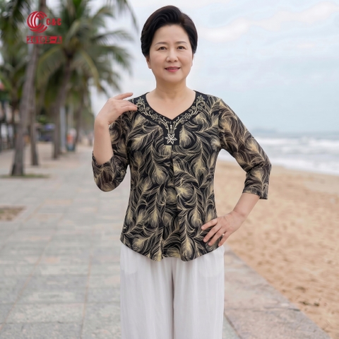 26105 - Áo Cổ Tim Phối Thêu Đính Đá Tay Lỡ Thân Xếp Ly