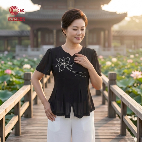 26149 - Áo Thun Tay Ngắn Kiểu Peplum Thêu Hoa Đính Đá Phối Nút Ngọc Trai