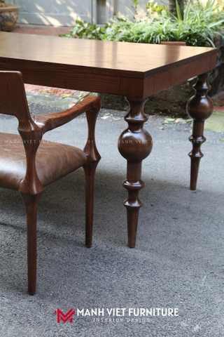 Desk and chair set 2