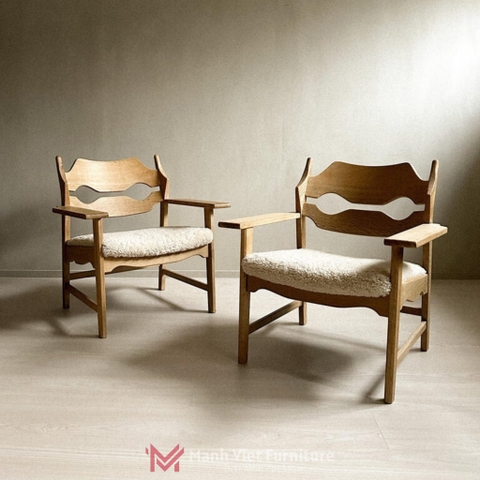 Razorblade Lounge Chair