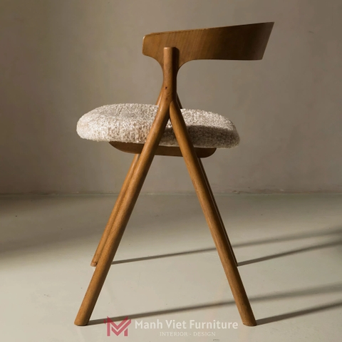 Yksi Dining Chair