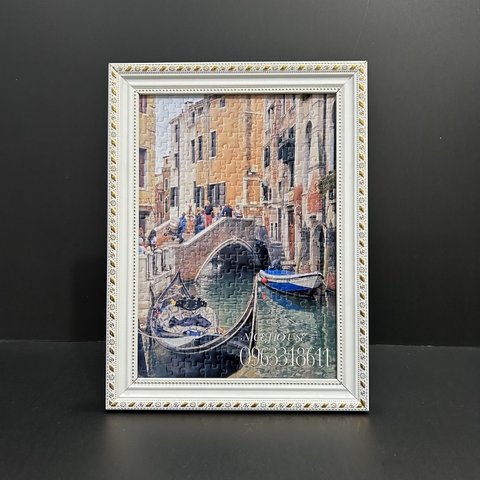 Mẫu Khung Nhựa Composite 518TV