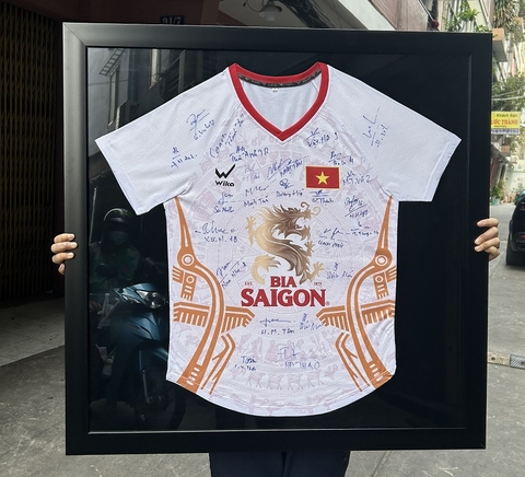 Khung Áo Bia Sài Gòn