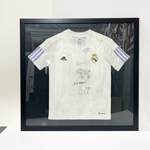 Khung Áo Ký Kỷ Niệm