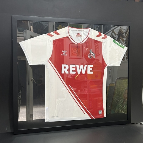 Khung Áo Rewe Xếp Ngang Tay