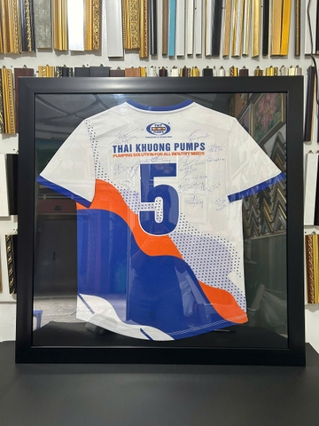 Khung Áo Kỷ Niệm