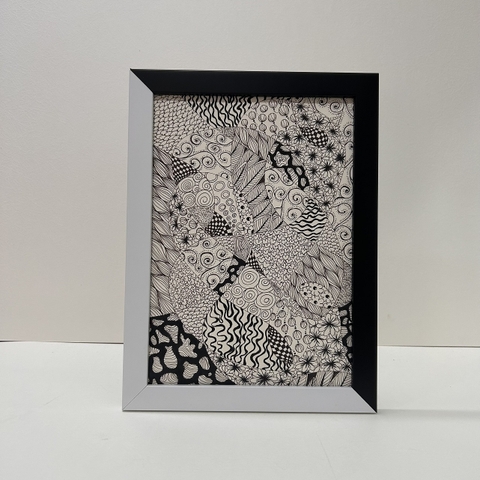 Khung Mix Trắng Đen