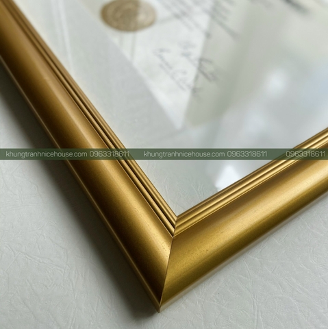 Khung Bằng Khen Theo Kích Thước Yêu Cầu 1016V