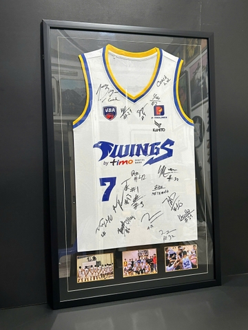 Khung Áo Viền Đen có in ảnh